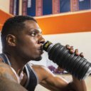 Masszírozó henger kulacs SKLZ Hydro-Roller