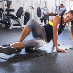 Masszírozó henger kulacs SKLZ Hydro-Roller