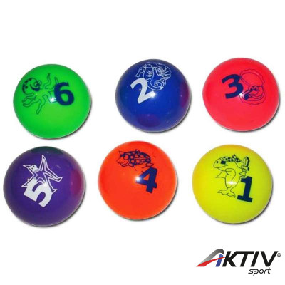 Vízbe merülő labdák Amaya