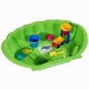 Kagyló formájú homokozó és medence zöld