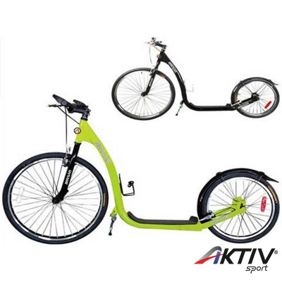 Nagykerekű roller fekete