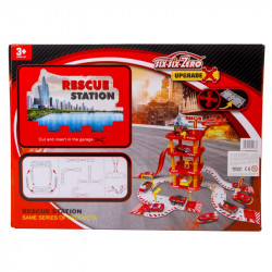 Tűzoltó parkolóház és helikopter leszálló fém kisatóval és tűzoltóval