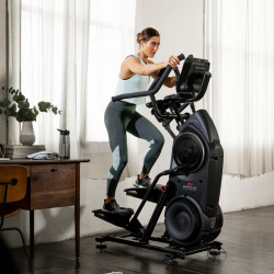 Fronthajtásos ellipszisjáró Bowflex Total Max