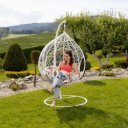 Függőfotel Noela fehér-virágmintás