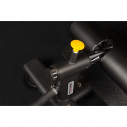 Sissy guggoló  Toorx WBX1800