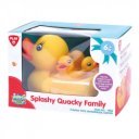 Vidám lebegő kacsacsalád