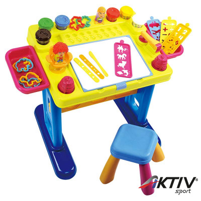 Kis művész asztal
