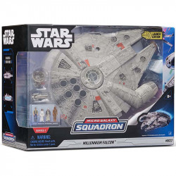 Star Wars Az Ezeréves Sólyom Millenium Falcon figura 23 cm