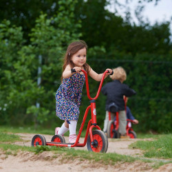 Háromkerekű roller