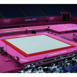 Torna versenytalaj Gymnova London 14x14 m FIG