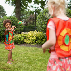 Kidobós játék BS Toys Belly Catch Set