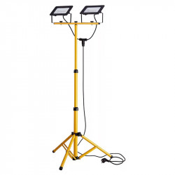 LED Reflektor állványon Besorolásra vár Gala