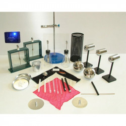 Demonstrációs elektrosztatikaikészlet, elektrosztatikus töltésjelzővel Besorolásra vár