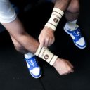 Csuklószorító Sveltus bézs