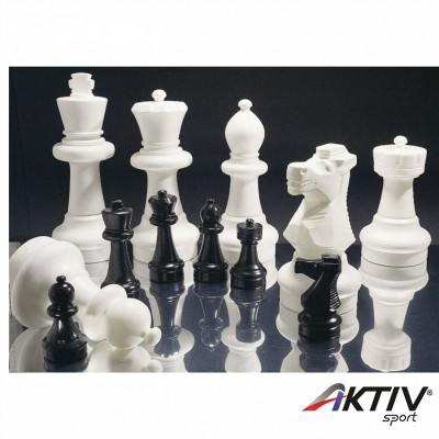 Kültéri óriás sakk készlet játéktábla nélkül