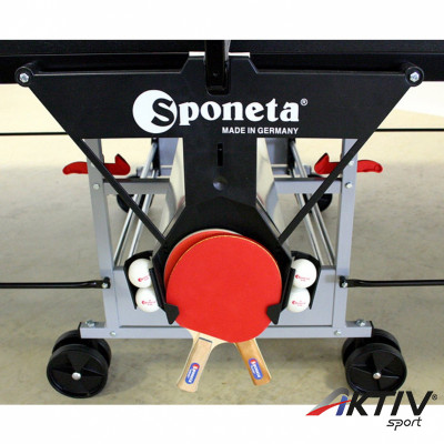 Sponeta ütő- és labdatartó ping-pong asztalhoz