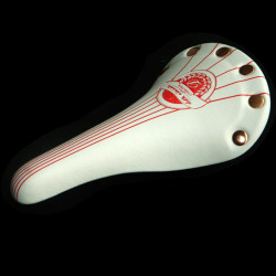 Kerékpár nyereg DDK fixi fehér Sportszer DDK