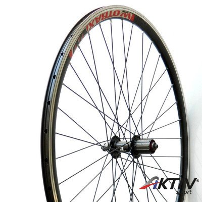 Kerék hátsó 700 Road fekete