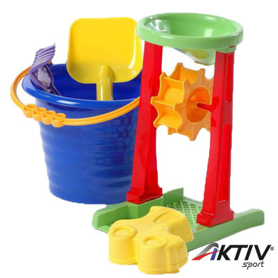 Malom nagy homokozóval