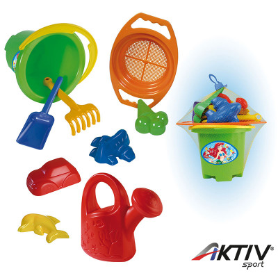 Homokozó és locsoló