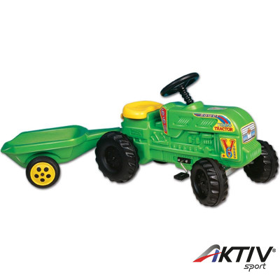 Farmer traktor utánfutóval