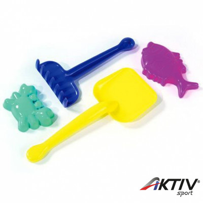 Lapát gereblyével és formával