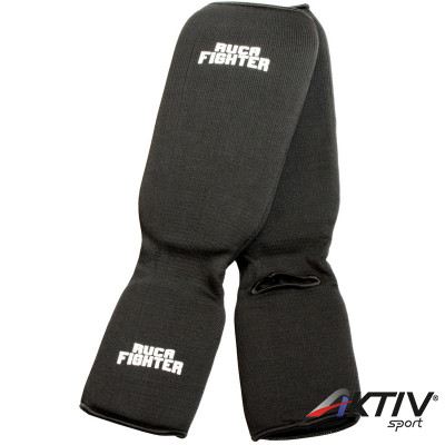 Ruca Fighter karate lábszárvédő fekete