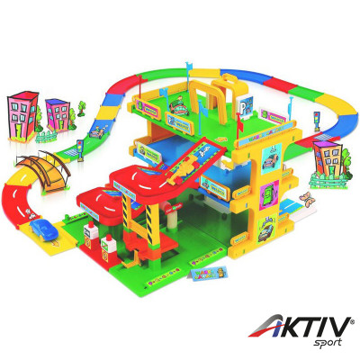 Garázs 3szintes játszóterülettel