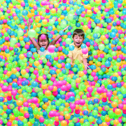 Játéklabda 6,5 cm 100 db-os