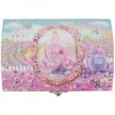 Zenélő doboz, hercegnős