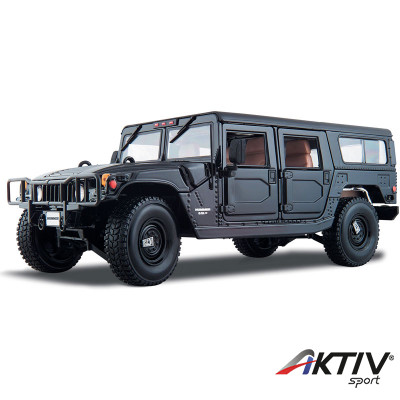 Fém autó 1:18 Maisto Hummer