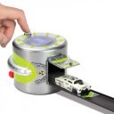 Autópálya kilövővel és sötétben világító autóval Maisto