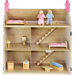 Rózsaszín fa házikó