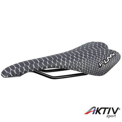 Funn nyereg Skinny kígyóbőr mintás