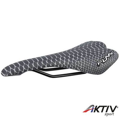 Funn nyereg Skinny kígyóbőr mintás