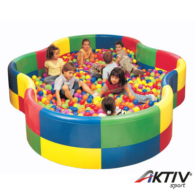 Érzékelést fejlesztő medence 30 cm magas