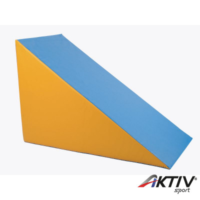 Lakkozott műbőr szivacs Amaya háromszög 60x80x120 cm