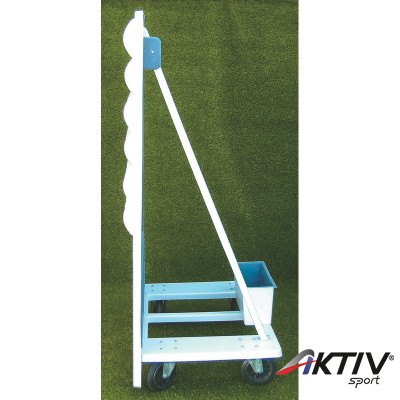 Aktív fal kerekes állványon