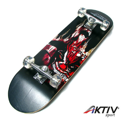 Nils Devil gördeszka