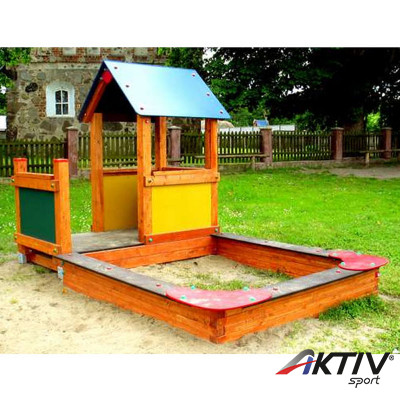 Babaház homokozóval