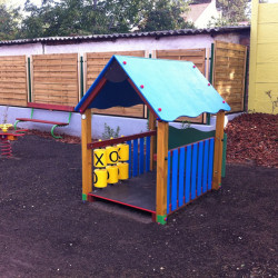 Babaház amőba játékkal