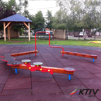 Lépegető egyensúlyozó