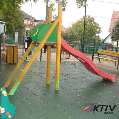 Csúszda állvánnyal I.