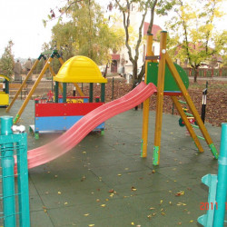 Csúszda állvánnyal II.