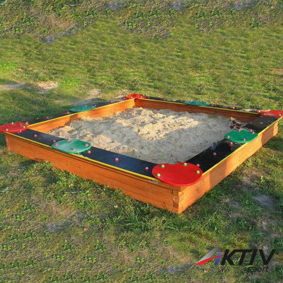 Homokozó 310x310 cm