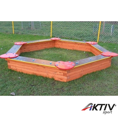 Hatszögletű homokozó