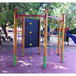 Hatszögletű mászóka