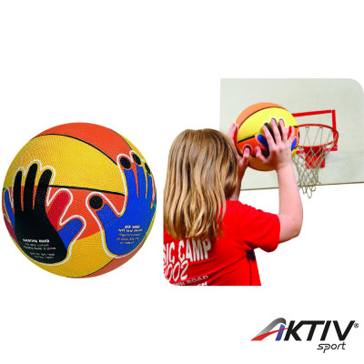 Kezek a labdán kosárlabda méret:5