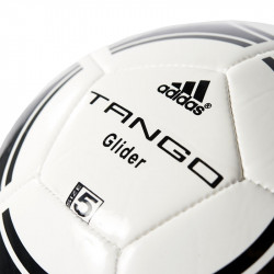 Focilabda Adidas Tango Glider méret: 5
