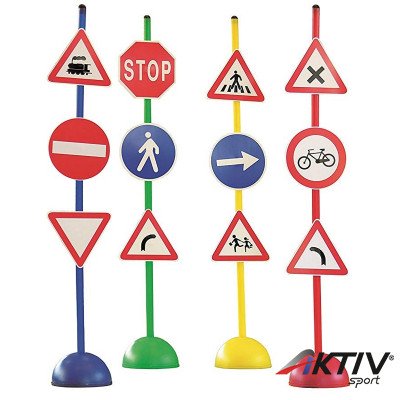 Kresz tábla szett A